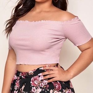 Plus crop top and shorts set